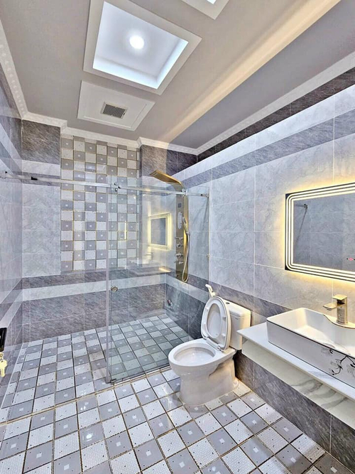 BÁN NHÀ MỚI 1 TRỆT 3 LẦU (1 PN TRỆT) PULL NỘI THẤT KDC VĂN HOÁ TÂY ĐÔ CẦN THƠ 